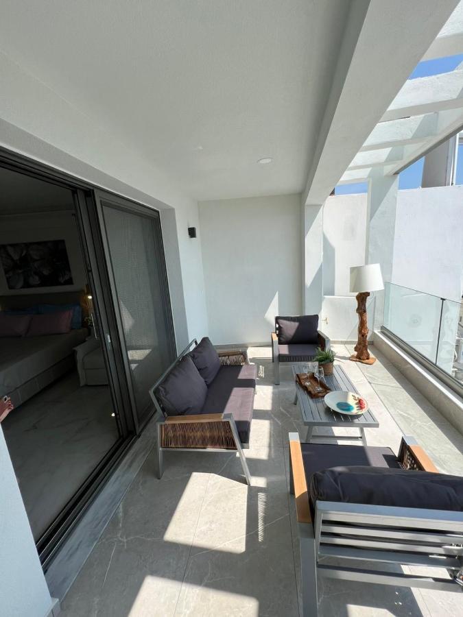 Wide Blue Luxury Boutique Suites Néos Marmarás Exterior foto